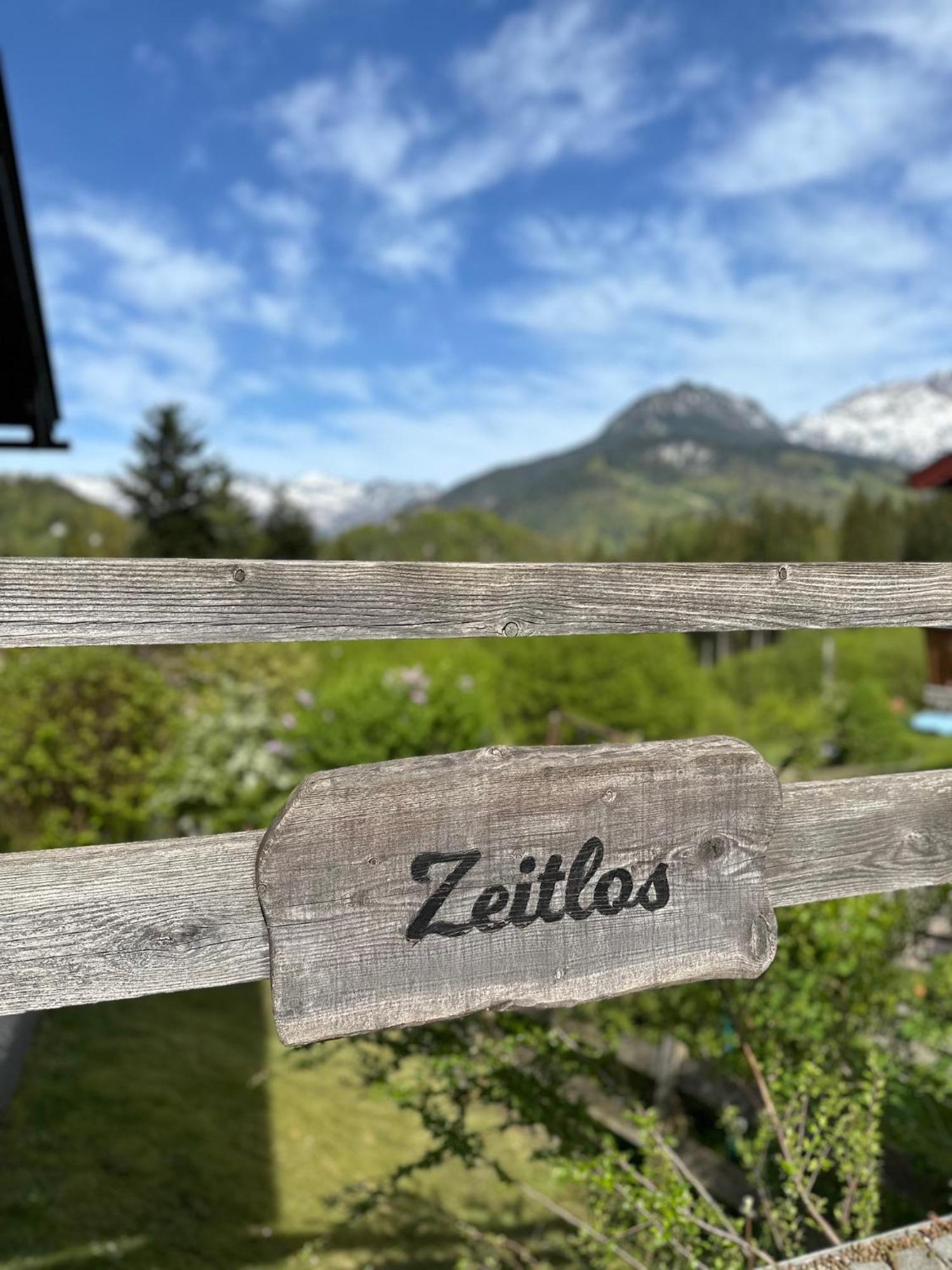 Zeitlos